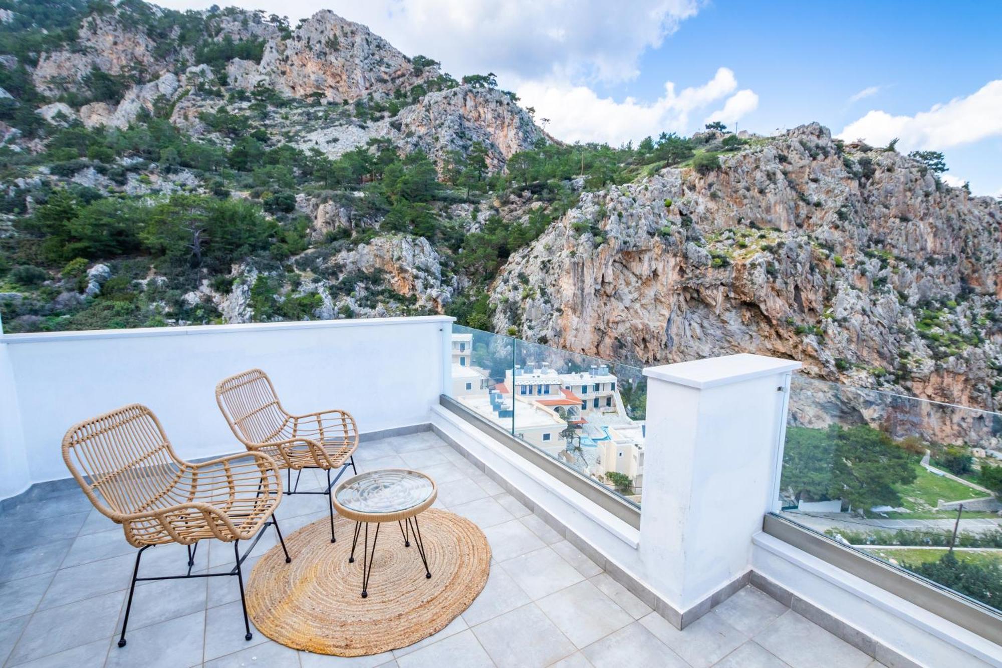 Yploui Suites Κάρπαθος Εξωτερικό φωτογραφία