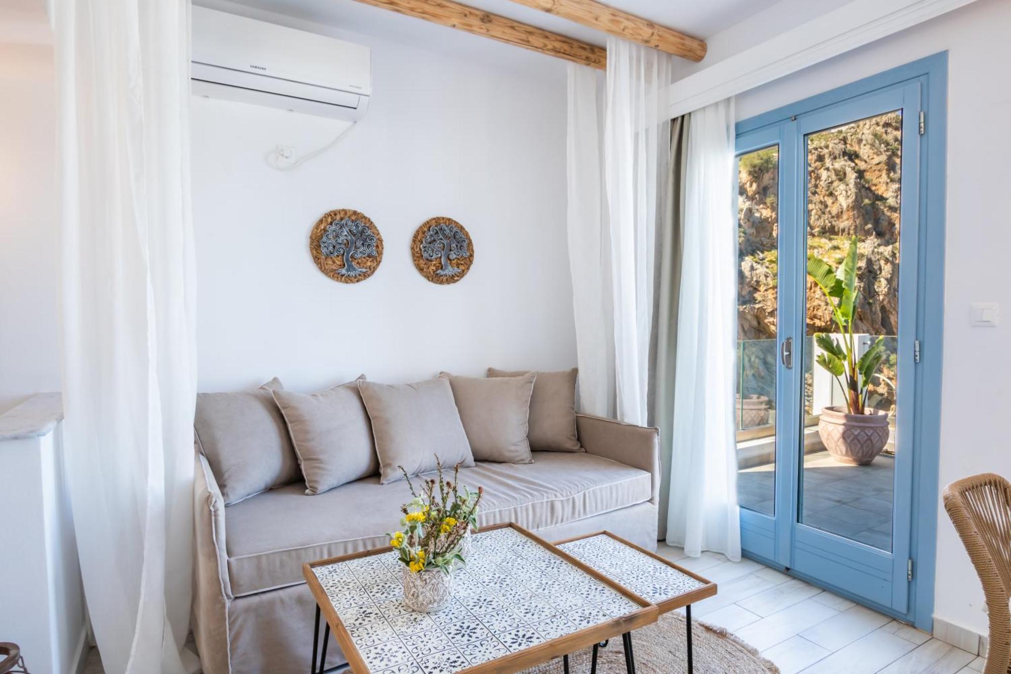 Yploui Suites Κάρπαθος Εξωτερικό φωτογραφία